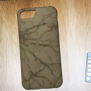 I’m selling a case!!